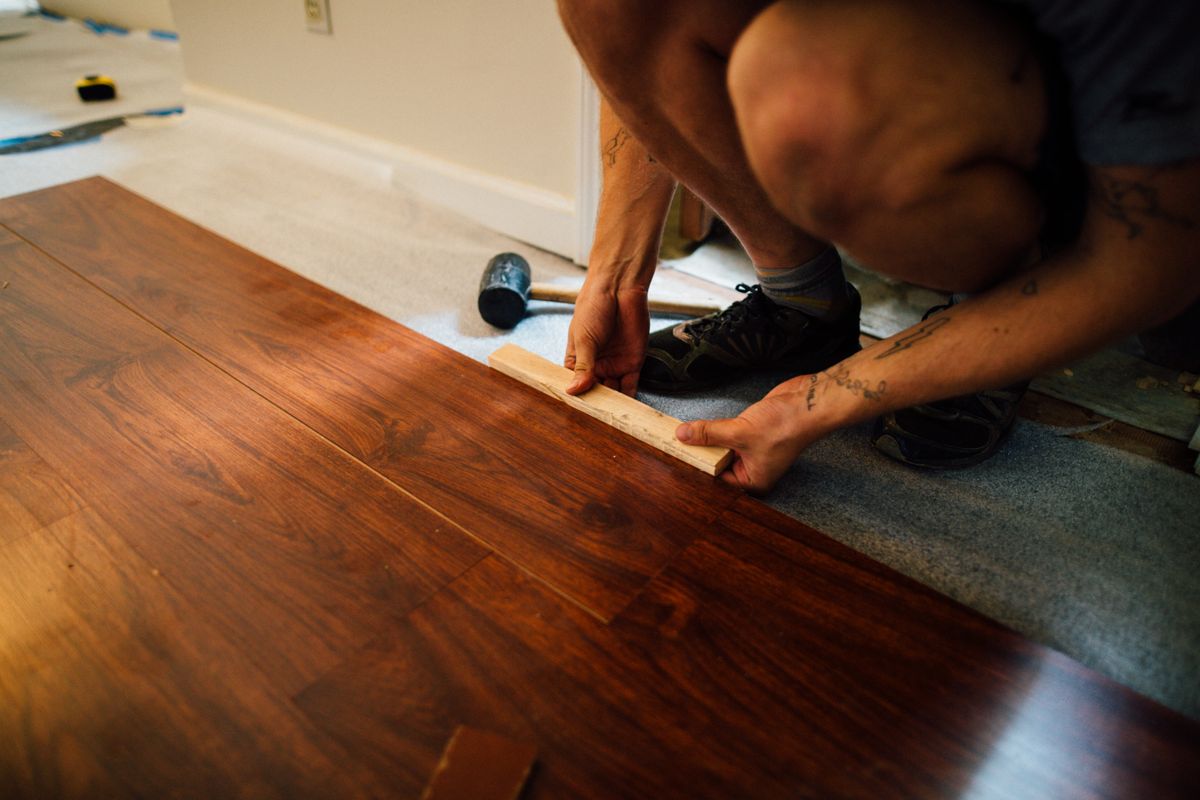 Contractor Insurance Indiana Indiana flooring contractor installing floors