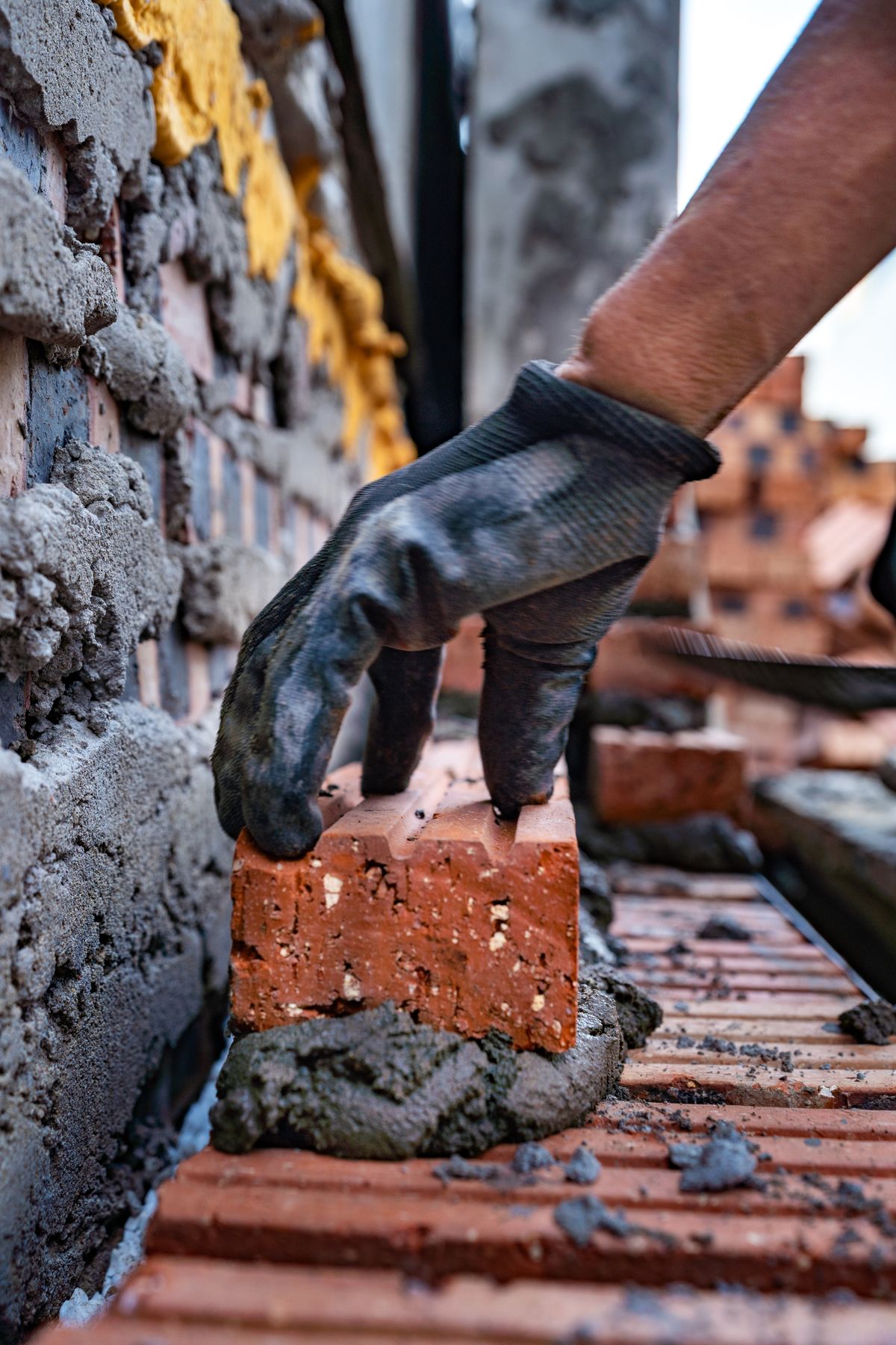 Contractor Insurance Vermont Vermont masonry contractor on a job site
