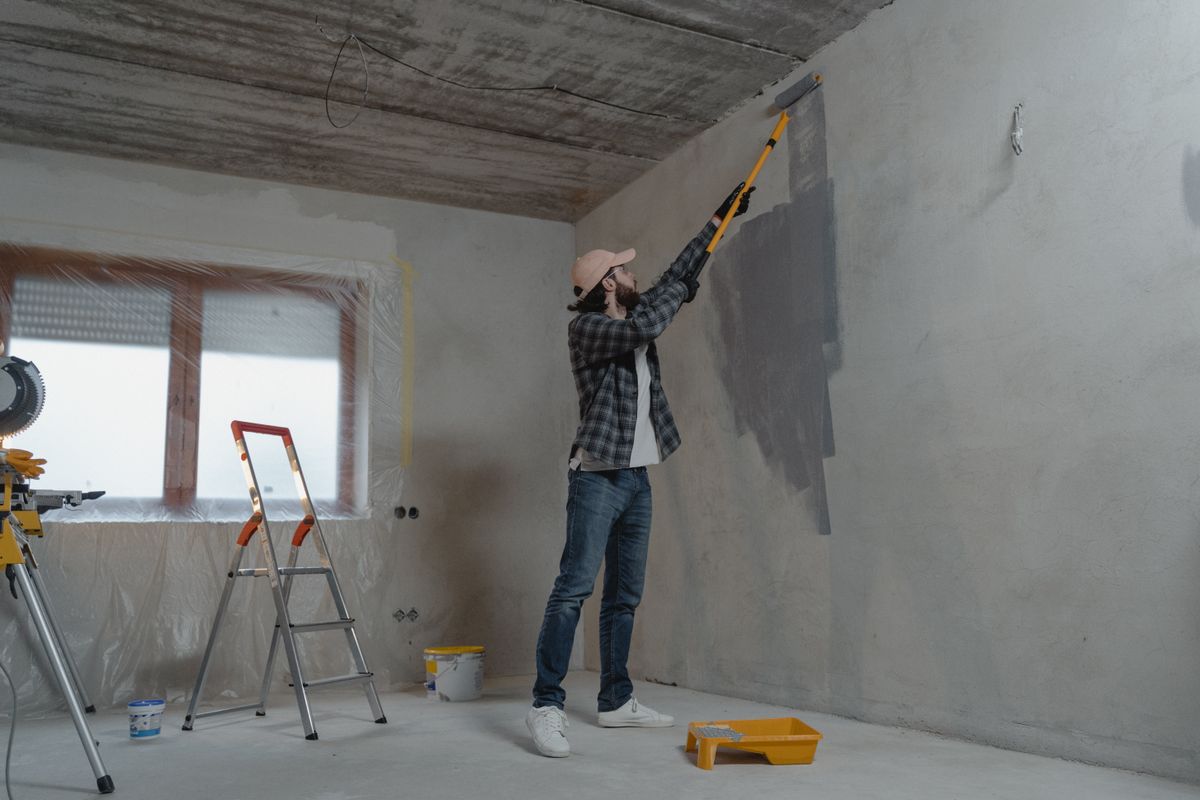 Contractor Insurance Connecticut Connecticut painting contractor on a residential job